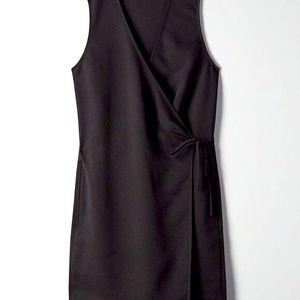 NWT Aritzia Babaton SIGGE Romper